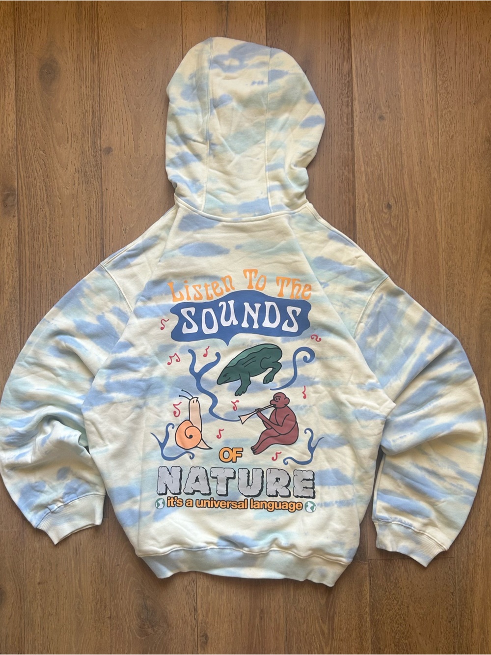 Tie-Dye "Listen to the Sounds of Nature" Graphic Hoodie - Pastel Blue & Cream